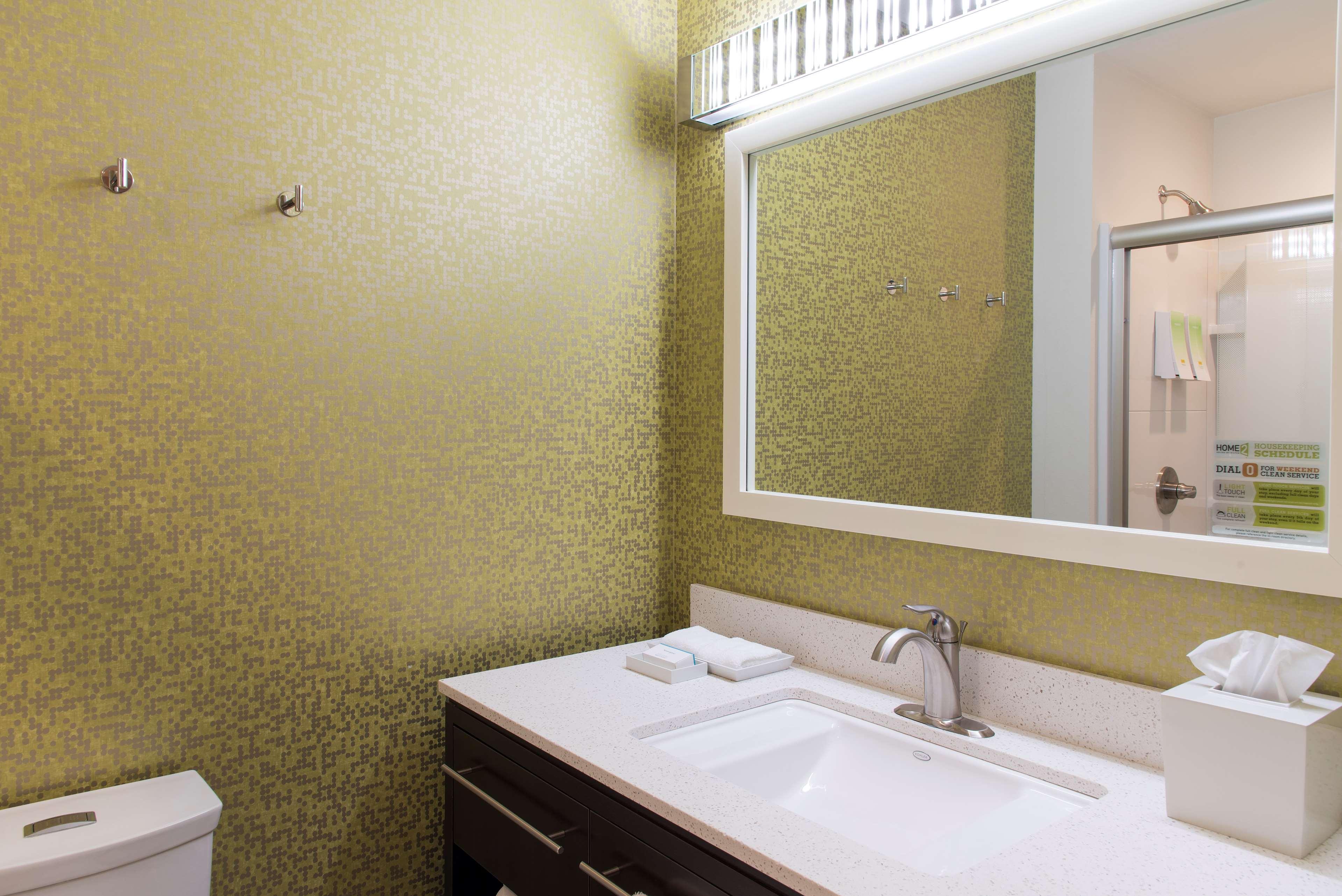 Home2 By Hilton Downtown 3*